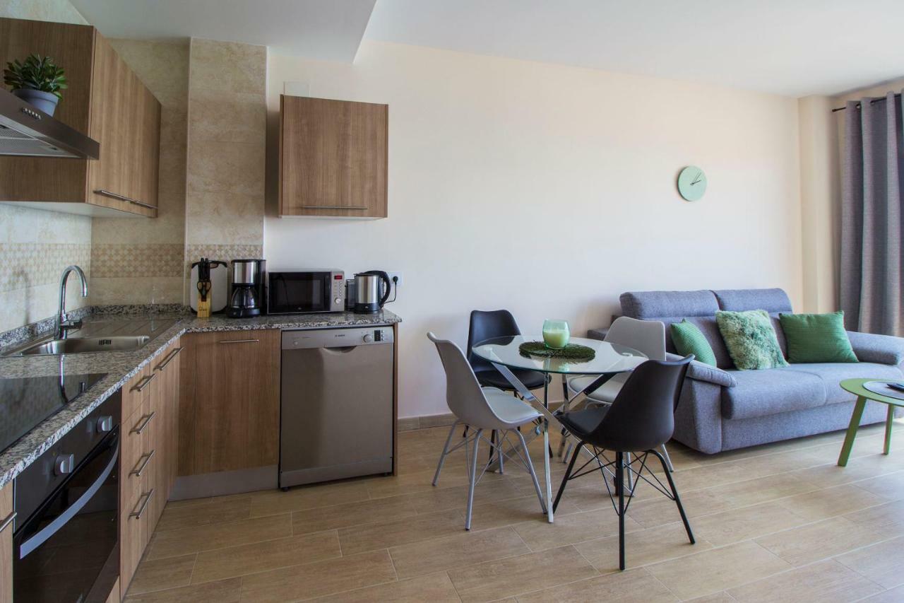 Beautiful Frontline Apartment Melioria With Panoramic Seaview カルプ エクステリア 写真
